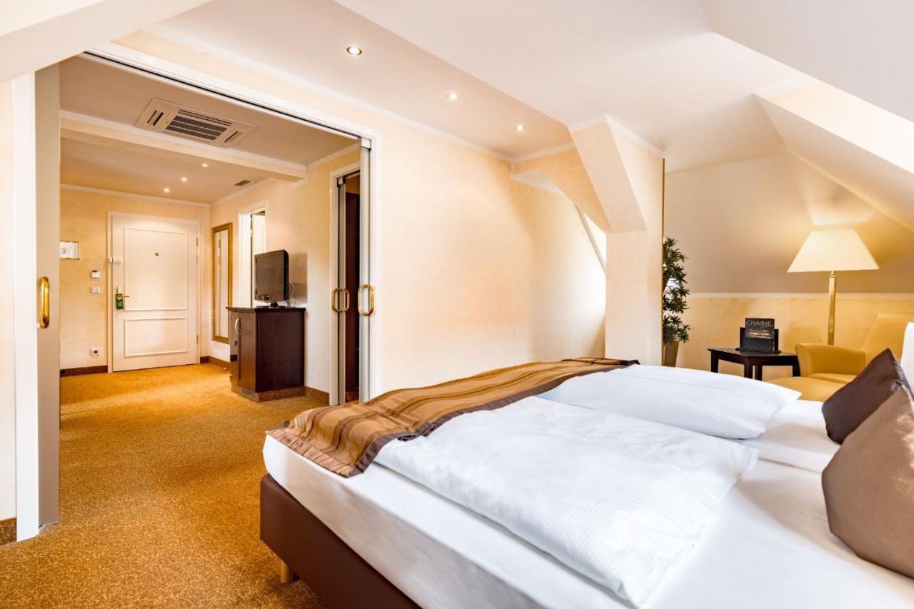 Burghotel Staufeneck Salach Zewnętrze zdjęcie